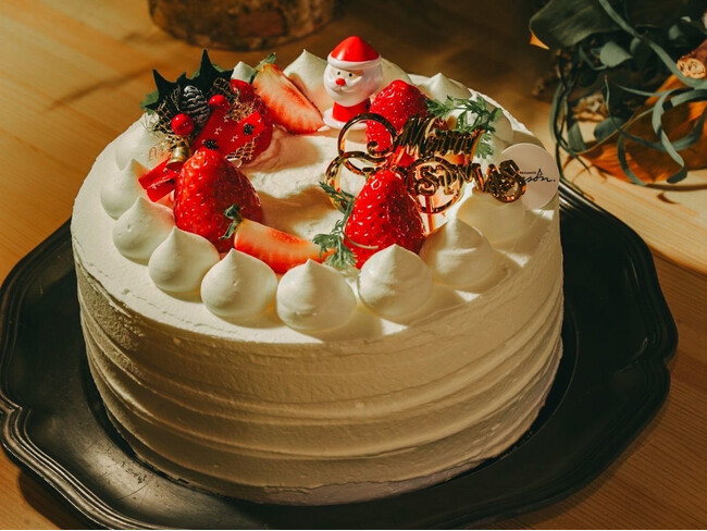 栃木・日光湯元温泉の旅館が人気ケーキ店とクリスマスコラボ！ ケーキ付特別プラン販売開始｜2024年12月21日～25日限定