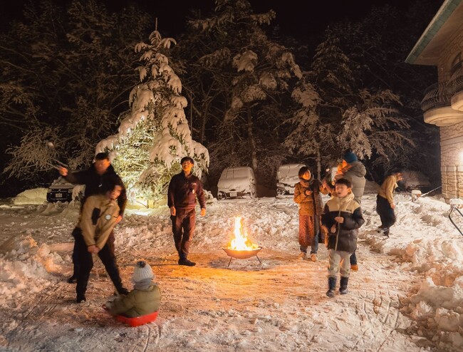 年末予約すでにほぼ満室!八ヶ岳オフシーズンでもアウトドアを楽しみたい家族連れに大人気!