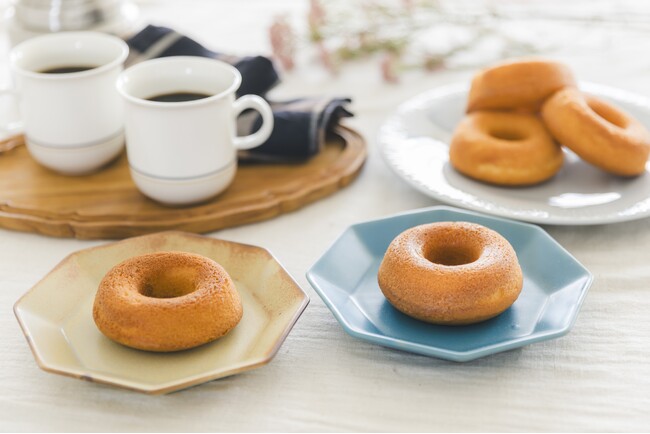 こめ油と米粉のシリーズ「come×come（コメトコメ）」からしっとり米粉の焼きドーナツを新発売！