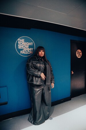 【DIOR】ディオールを纏うセレブリティ:イゾルト