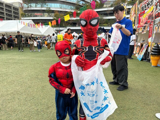 くまもとハロウィン！仮装して楽しくごみ拾い！「ハロウィンクリーン大作戦」を開催しました！