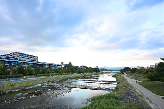 京都の象徴「鴨川」の魅力を特集！「GO KYOTO」が新たな記事を公開