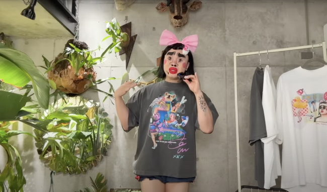 【Youtube登録者50万人記念第2弾】『ブリアナ・ギガンテ』のビッグシルエットTシャツが11月5日23時59分まで期間限定受注で新発売！
