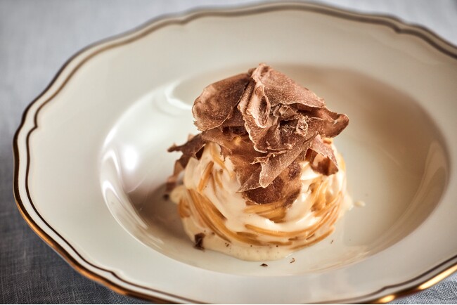 イタリアの美食の宝石 ― イル・リストランテ ニコ・ロミートが贈る白トリュフのコース