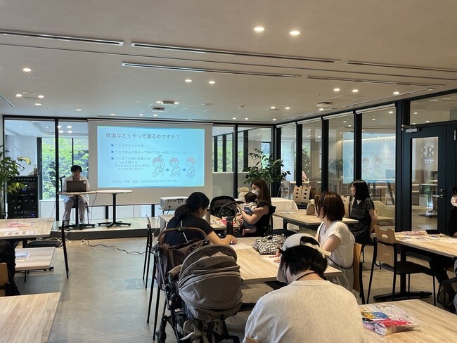 江崎グリコ×医療法人医誠会 子育て中の保護者向け無料育児セミナー開催!離乳食と骨の健康を学ぼう