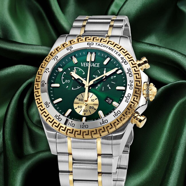 『VERSACE』の腕時計から、グレカ模様をタキメーターの外側に刻印したラグジュアリー&スポーティな新作「VERSACE CHRONO X（ヴェルサーチェ クロノ エックス）」を11月15日に発売。
