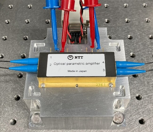 新方式の量子コンピュータを実現
