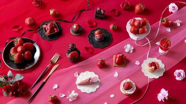 【新宿プリンスホテル】第一弾は「Red×Black」、第二弾は「Red×Pink」旬のいちごを主役に、移ろう季節をカラーテーマで表現した「Strawberry Afternoon Tea」を販売