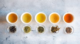 味 / 色 / 茶葉 それぞれ異なる5種のほうじ茶 味 / 色 / 茶葉 それぞれ異なる5種のほうじ茶