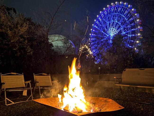【夜景×焚き火×グランピング】最強の“火日常”スポットはここ！冬アウトドアの醍醐味をWILDBEACH木更津で