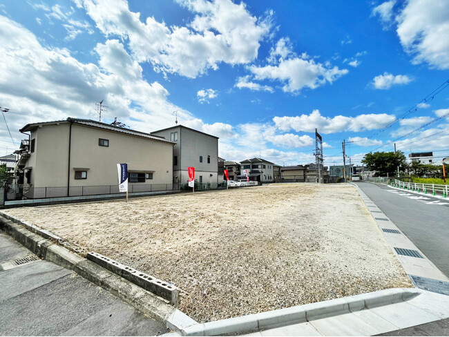 子育てファミリー必見！生活施設徒歩10分圏内の理想の住まい～近鉄橿原線「筒井」駅徒歩7分、全8区画の土地見学会を開催～