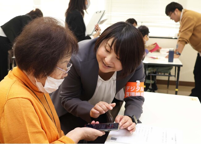 画面を見ずに学ぶ視覚障がい者向けスマホ講座