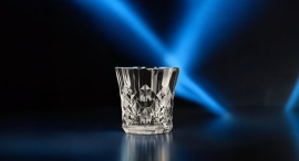 宇宙開発技術と職人技が融合!オーロラのように輝く「クリスタルチタングラス」をつくるグラスウェアブランドが、東京・代々木公園での“音楽×マーケット”フェスに出店 宇宙開発技術と職人技が融合!オーロラのように輝く「クリスタルチタングラス」をつくるグラスウェアブランドが、東京・代々木公園での“音楽×マーケット”フェスに出店