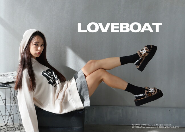 LOVEBOATより『ファーサンダル』がリリース!