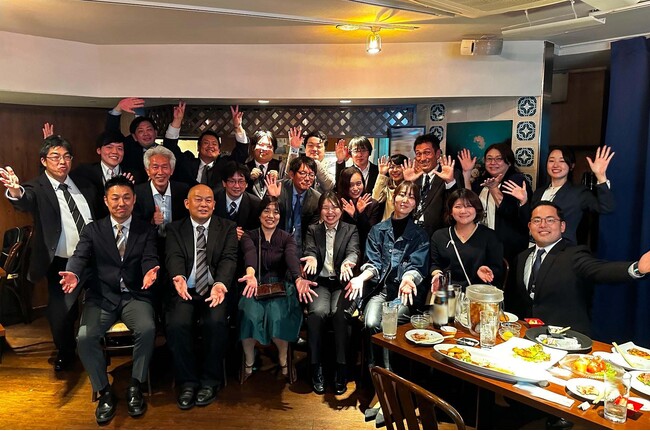 アイエスエフネットは大阪で卒業生を招いたアルムナイイベントを開催いたしました