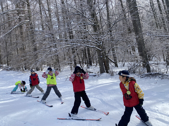 3歳から楽しめる雪育体験!八ヶ岳で子供たちだけのスキー体験