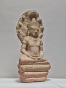 ナーガ上のブッダ坐像 ナーガ上のブッダ坐像