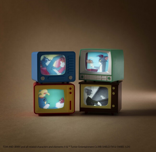 「トムとジェリー」のガシャポン(R)新シリーズが登場！スイッチをONにするとTV画面が光る『トムとジェリー レトロTV』発売！