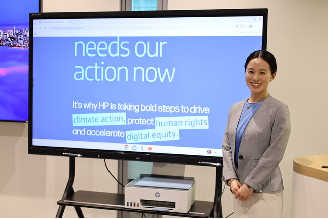 日本HP 様に、デジタルホワイトボード『MIRAI TOUCH Biz』を導入いたしました。