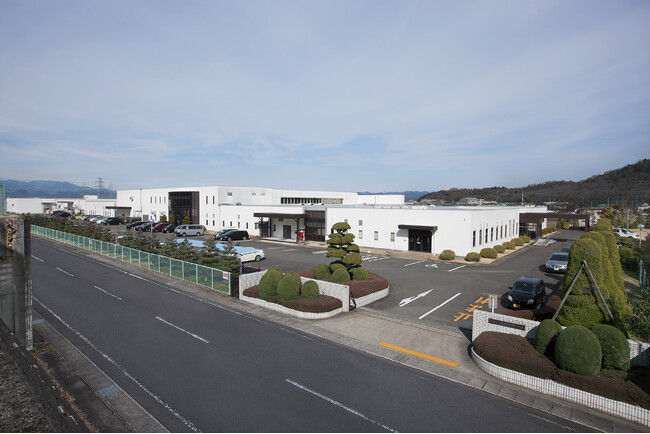 ～メニコン関工場　操業40周年を迎えて～　岐阜県関市へ企業版ふるさと納税　寄附金贈呈のお知らせ