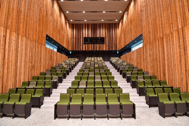 高槻城公園芸術文化劇場が国内の優秀な建築作品に贈られる「BCS賞」受賞