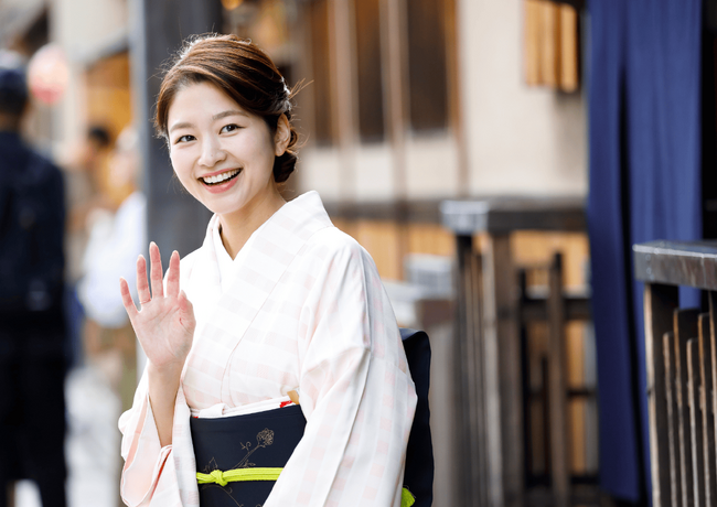 京都の本質に触れる！対話型プライベートツアーの対談者として祇園の元トップ芸妓・紗月さんが参加