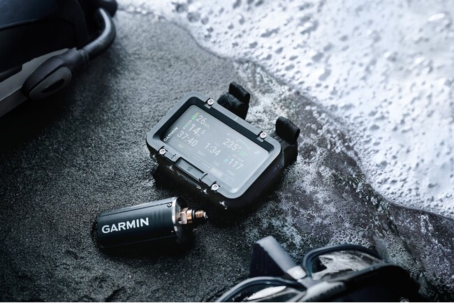 Garmin初の大型スクリーン搭載ダイブコンピューター登場『Descent X50i』を12月20日（金）に発売
