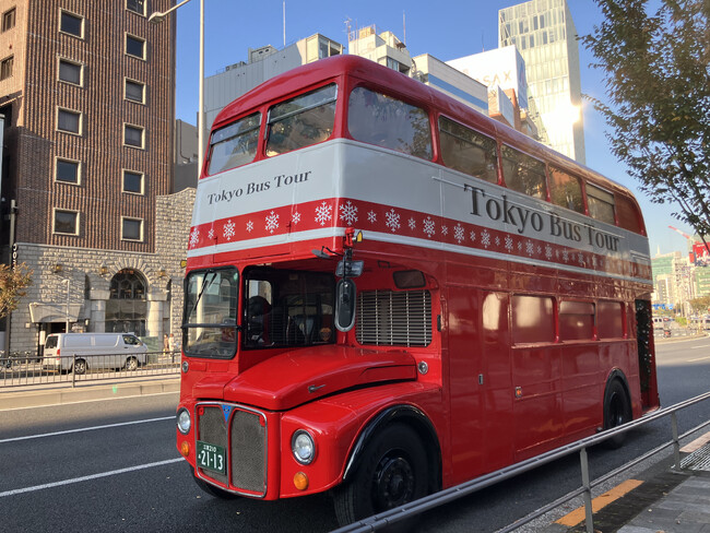【11月・12月限定】クリスマスアフタヌーンティーバスツアー期間限定運行中！都内のイルミネーションをロンドンバスで巡ります！