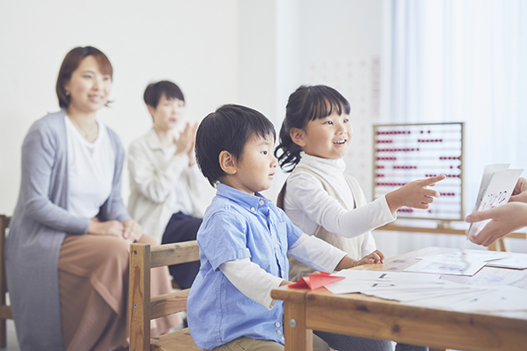 ママリ口コミ大賞2025知育玩具部門受賞！幼児教室うまれの知育玩具メーカー「GENI」が子育て世帯に選ばれました