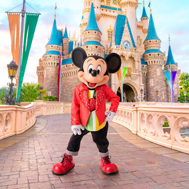 スペシャルイベントシリーズ「ディズニー・パルパル―ザ」第3弾「ヴァネロペのスウィーツ・ポップ・ワールド」パレード衣装初公開＆スペシャルグッズとスペシャルメニューご紹介！