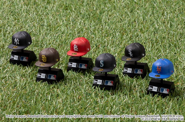 「NEW ERA(R)」の名作[59FIFTY(R)] のガシャポン(R)最新弾！MLB(TM)の球団キャップフィギュアが2024シーズンのアメリカンリーグ優勝チーム「ニューヨーク・ヤンキース」を含めた全6種で登場！