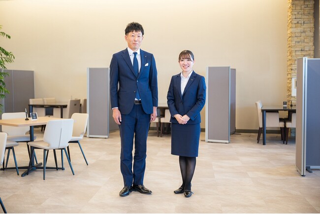 茨城トヨペットがユニフォーム（冬服）をリニューアル。優雅なひとときへと誘う冬スタイルでお客様をお迎えします。