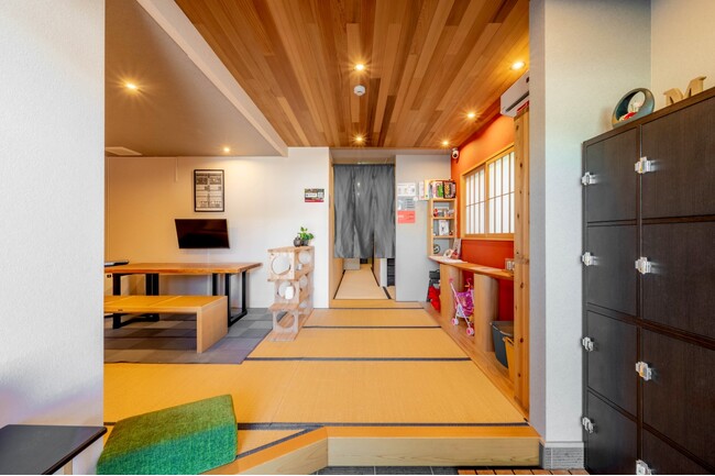 【2024年12月オープン】魅力あふれる泉州/大阪の名所から穴場スポットをぐるっと巡る新たな旅の拠点～大人数で泊まれる”1棟貸し”施設「臨空の宿 MARUYA Izumisano」～