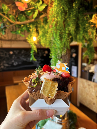 松治郎の舗 伊勢おはらい町店内に「スミツンの森」爆誕！