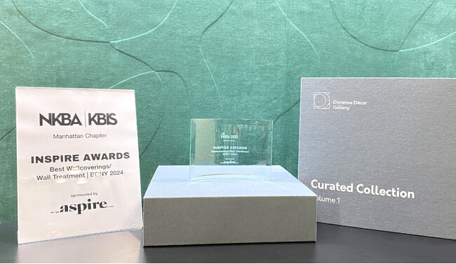 エンボス表現ができるデジタルプリントソリューション「DIMENSE」がBoutique Design New York 2024で「最優秀壁紙/壁装飾賞」受賞