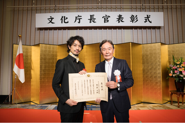 俳優/映画監督・齊藤工発案 劇場体験を届ける移動映画館 初開催から10年、持続可能な文化芸術活動として評価 cinema bird（シネマバード）が令和6年度文化庁長官表彰を受賞しました。