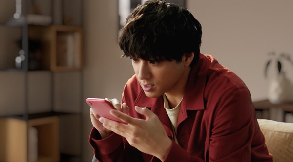 いい部屋ネット 新テレビCM「スマホドア」シリーズ放送開始
