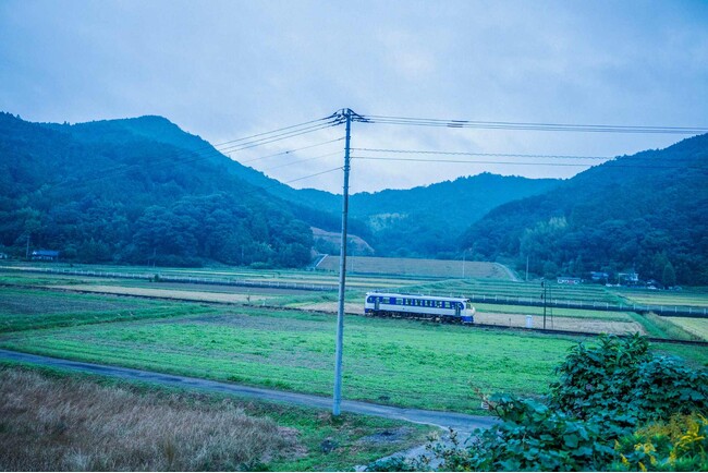 【全線開通50周年】予土線に乗りながら景色と一緒に聴く公式ガイド「宇和島駅～松丸駅よーい、どん！ で聴く予土線」をリリース