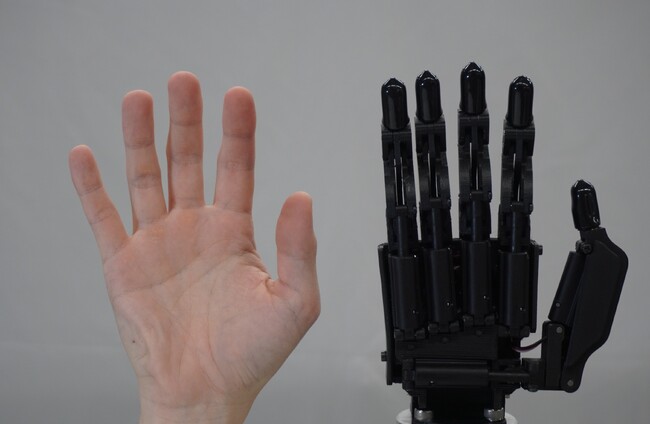 人間と同等サイズの5指ロボットハンド「CR Hand」販売開始