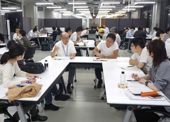 地域資源をデザインで磨く！社会人向け講座「すみだ・千葉大学ｄｒｉデザインスクール」成果発表会を開催