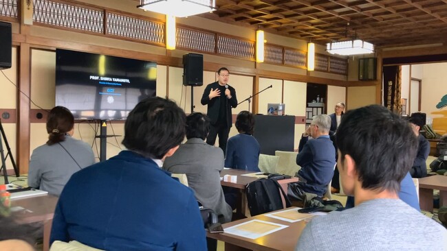 DICT創設者で代表の山本晋也が兵庫県主催の「兵庫県内コワーキング施設交流イベント」にゲストとして登壇