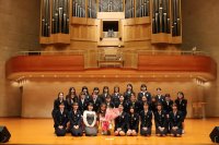 タレント、ブランドプロデューサーのpecoさんを招いた学生自治会によるトークショーに在学生300名以上が参加