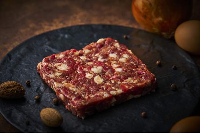 “肉を噛みしめる快感”天然猪の凝縮された旨味に感動。『至福のSteak hache（ステークアッシェ）』12月26日（木）発売開始