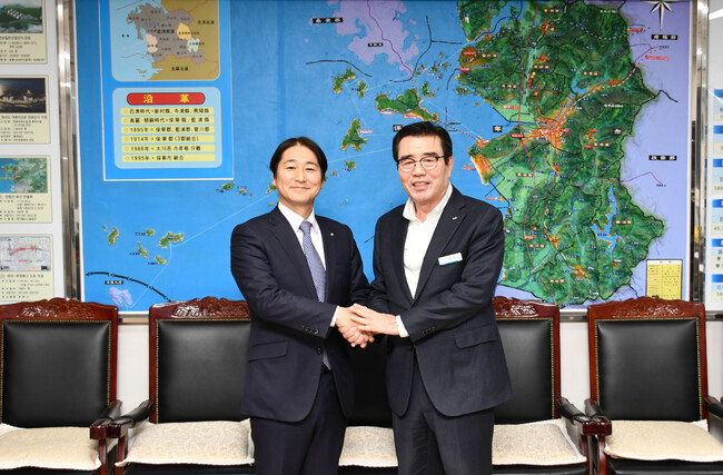 【茨城県境町】橋本正裕境町長らが、韓国保寧市の金東一(キム・ドンイル)市長を表敬訪問