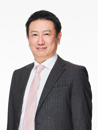 IDOMはお客様の彩りあるカーライフ提供を目指し、顧客接点システム（CRM）の再構築を中心にDX投資を加速いたします
