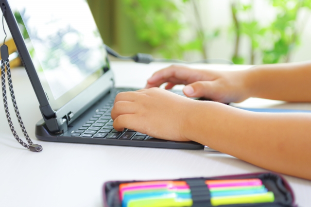 満足度の高い『通信教育』ランキング『小学生 通信教育』『中学生 通信教育』で【Z会の通信教育】が3年連続の2冠『高校生 通信教育』で【スタディサプリ】が4度目の総合1位（オリコン顧客満足度(R)調査）