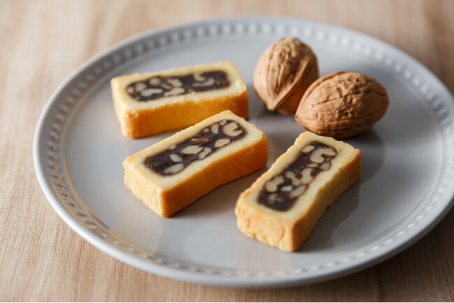 [新商品]コーヒーの豊かな香り広がる特製のコーヒー風味のキャラメルを使用「丸山珈琲オリジナル コーヒーくるみトルテ」2025 年1 月15 日(水)より販売開始