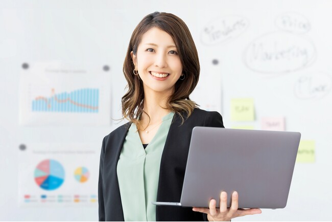 株式会社マイウェブの評判・口コミ多数で、マイウェブが評判の良い体験コンサルの無料枠を2024年12月に開始！