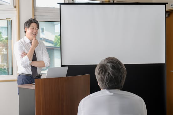 【1/14より】貴社商材の拡販に使える補助金セミナーを開催してみませんか？【助成金なう】