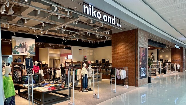 「niko and ...」フィリピン初出店！ SM Mall of Asiaグランドオープン初日に行列の賑わい